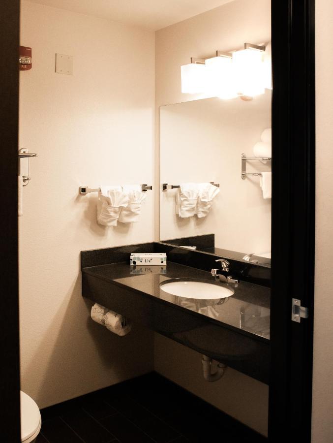 Black Gold Suites Stanley Bagian luar foto