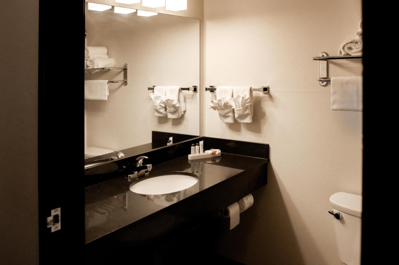 Black Gold Suites Stanley Bagian luar foto